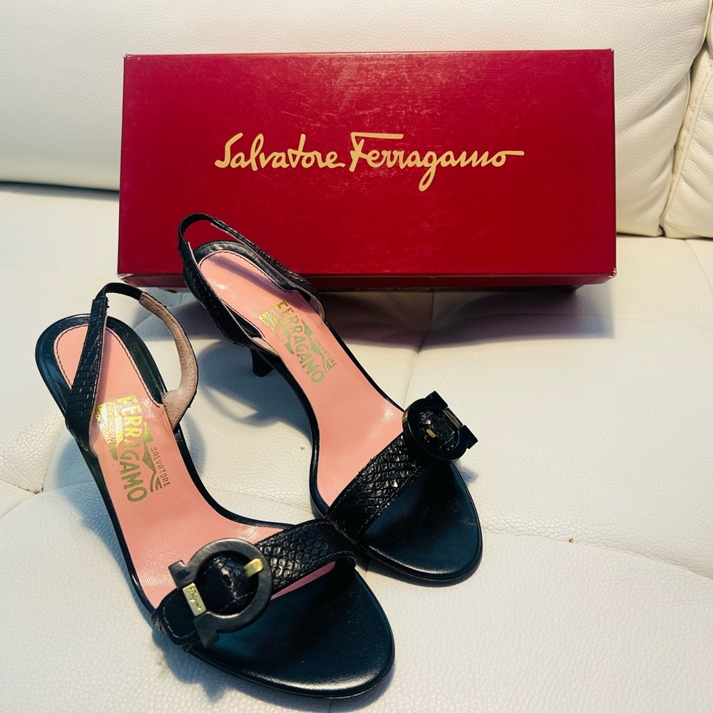 FERRAGAMO Sandals